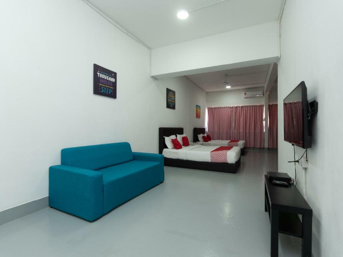 Oyo 43993 Madsuite Kota Kinabalu Exterior foto